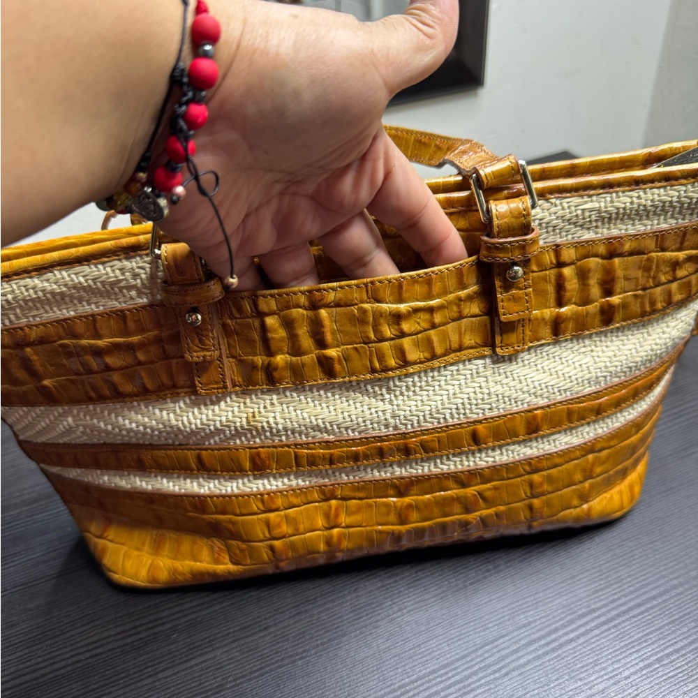 Brahmin women’s handbag - Picture 4 of 11